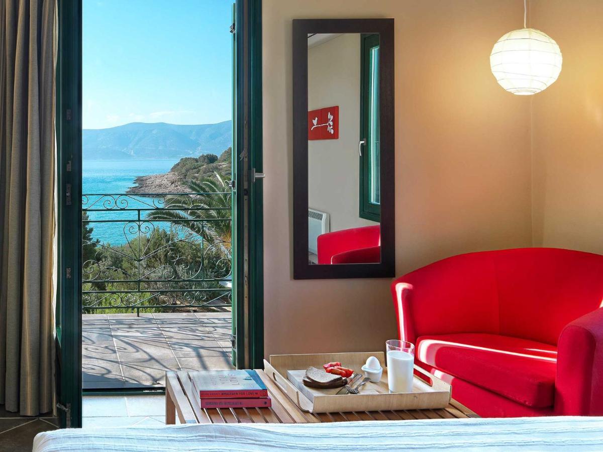 Villa Aria - Luxury Beachfront Villa With Pool And Tennis Court Koilas Exterior photo